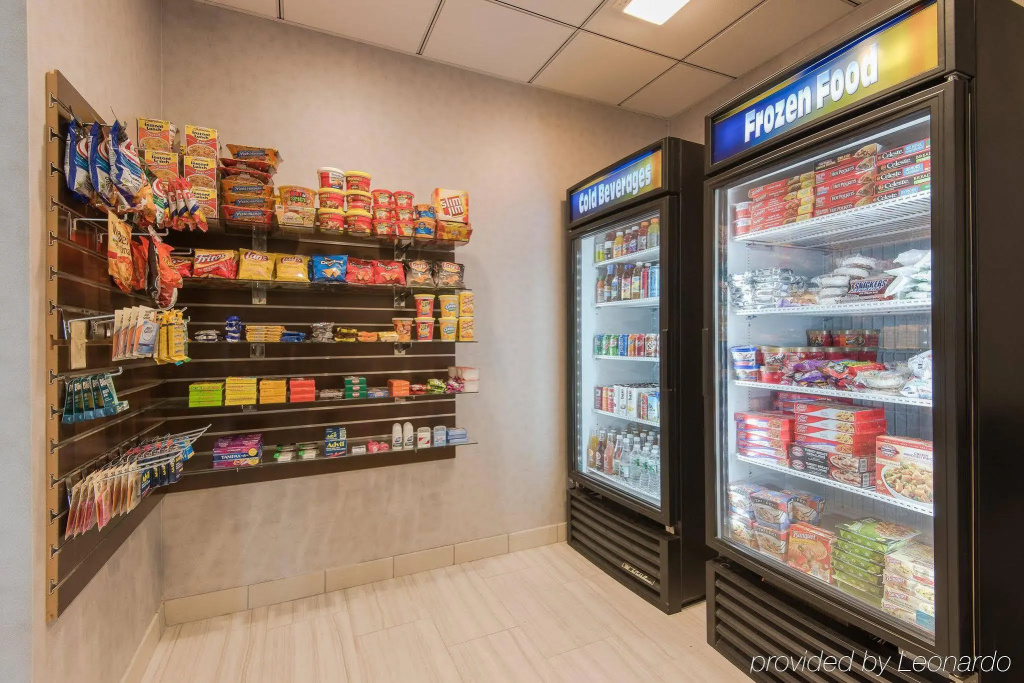 Holiday Inn Express & Suites Norwood-Boston Area by IHG - Général