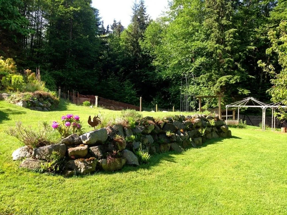 Alderwood Cottage & Suite - Bowen Island - фото 16