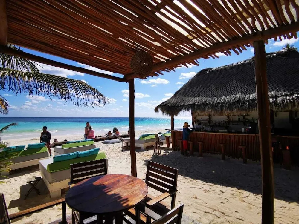 Beach & Waterfront