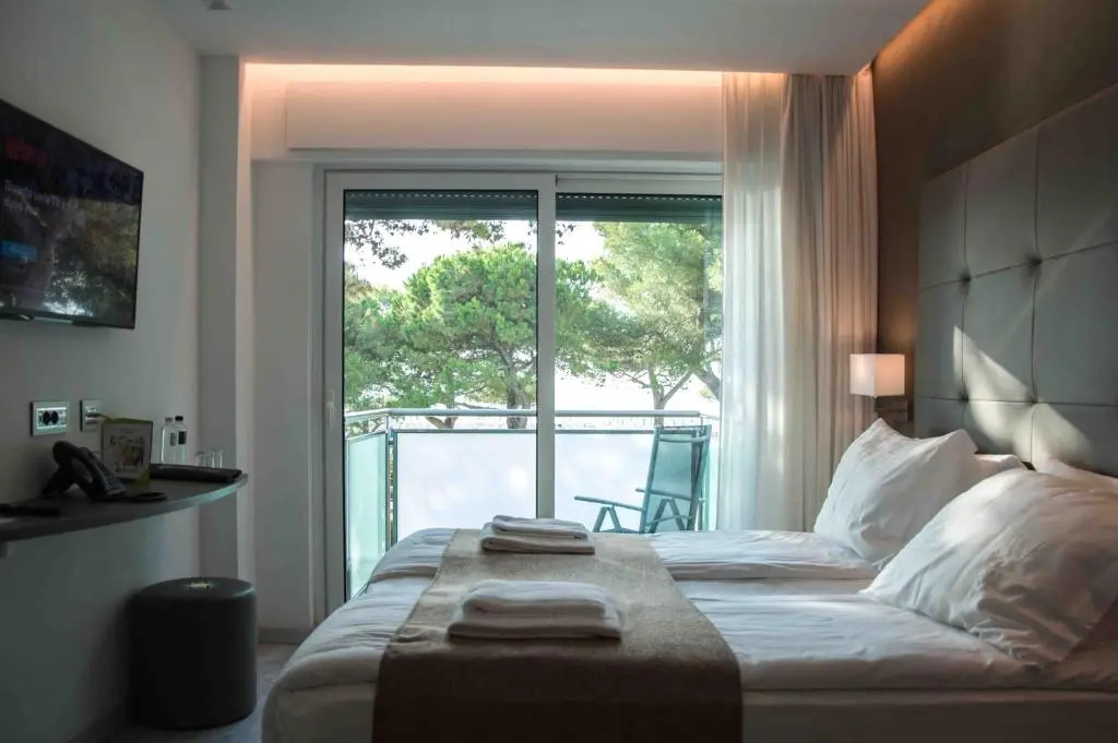 International Beach Hotel - Chambres