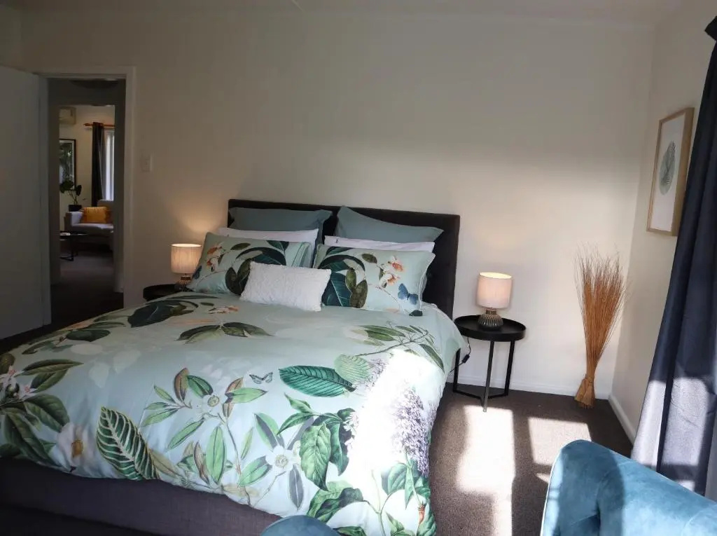 2 Bedrooms Cottage