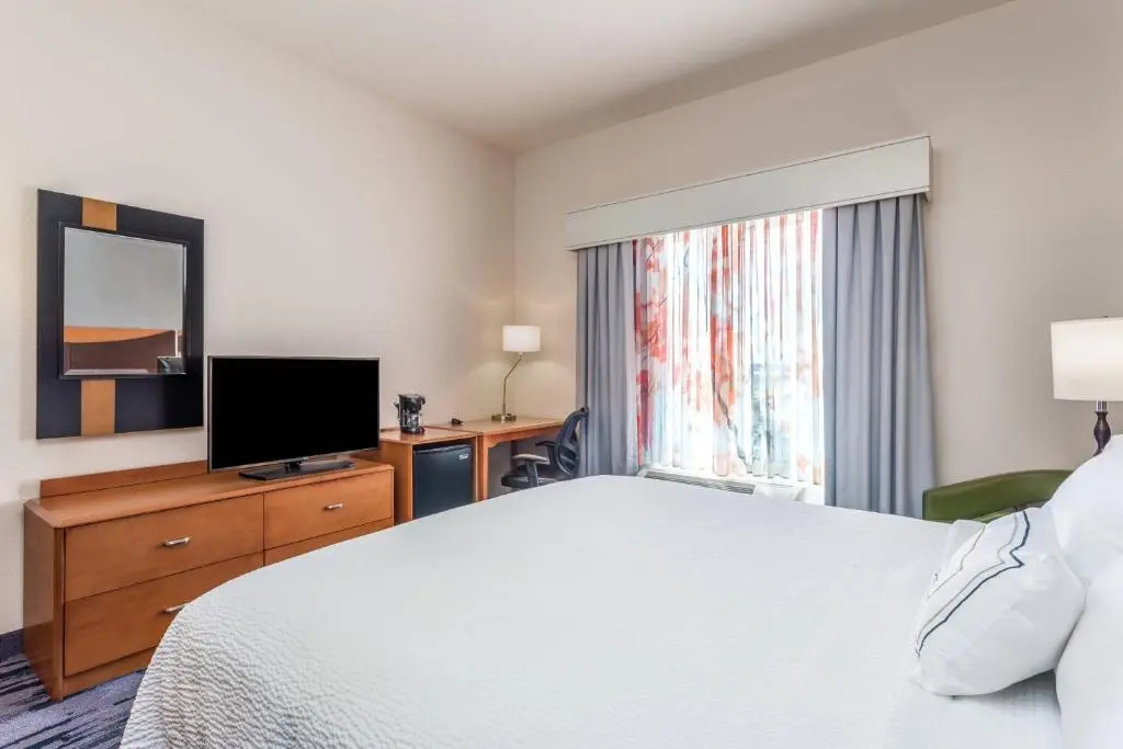 Fairfield Inn & Suites by Marriott Madison East - Chambres