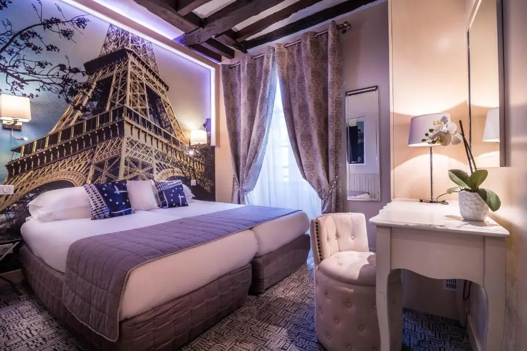 Standard Double room twin beds