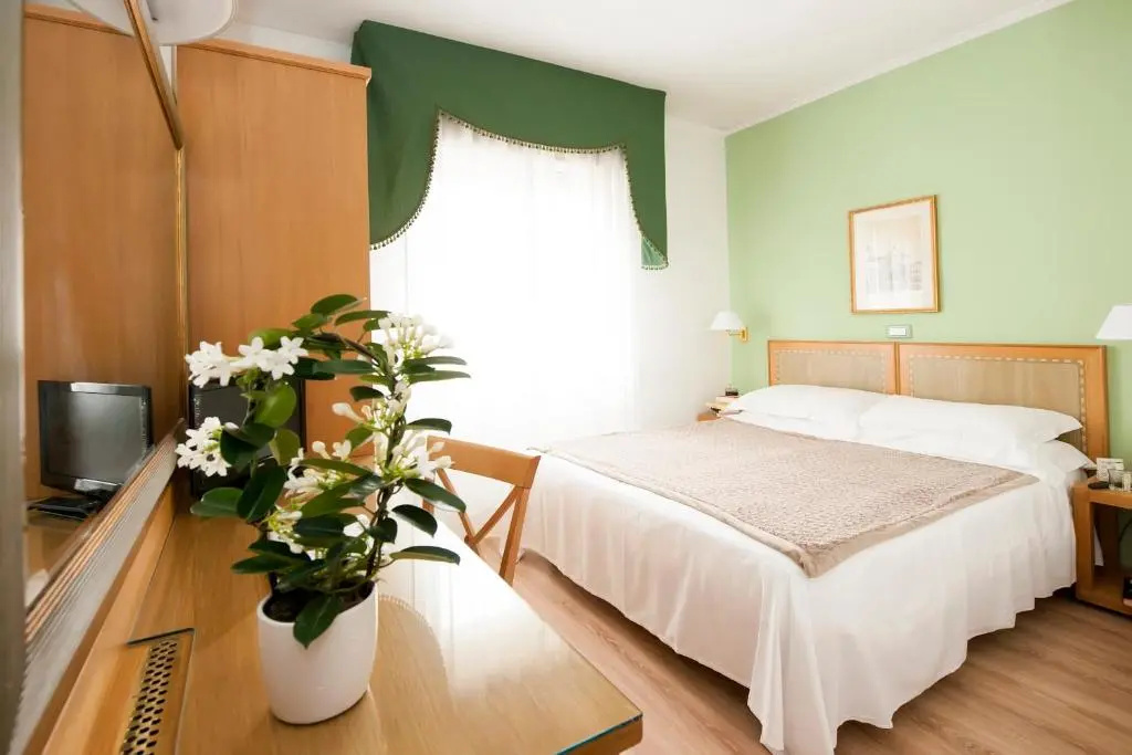 Hotel Touring Pisa - Chambres