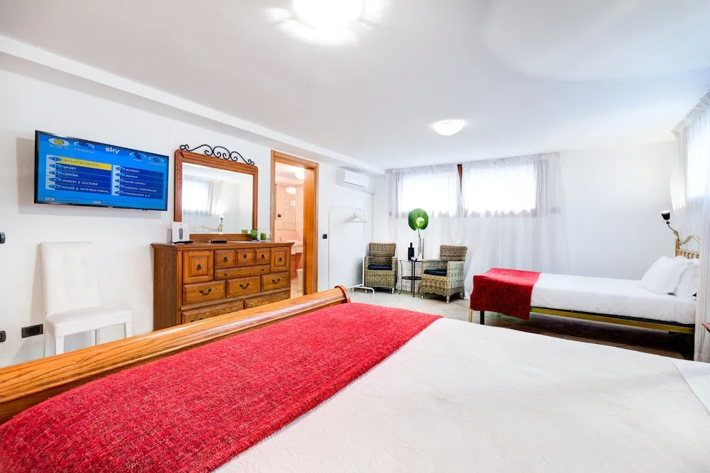 Economy room