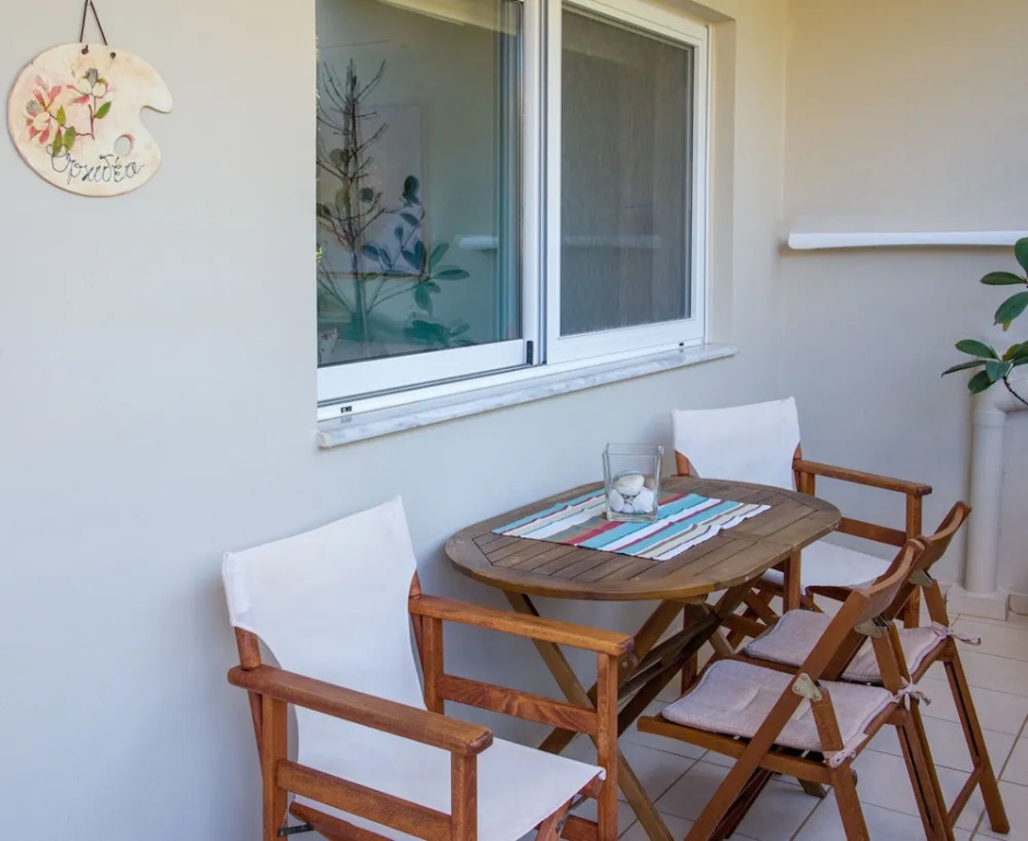 Double Basement Apartment (full double bed)