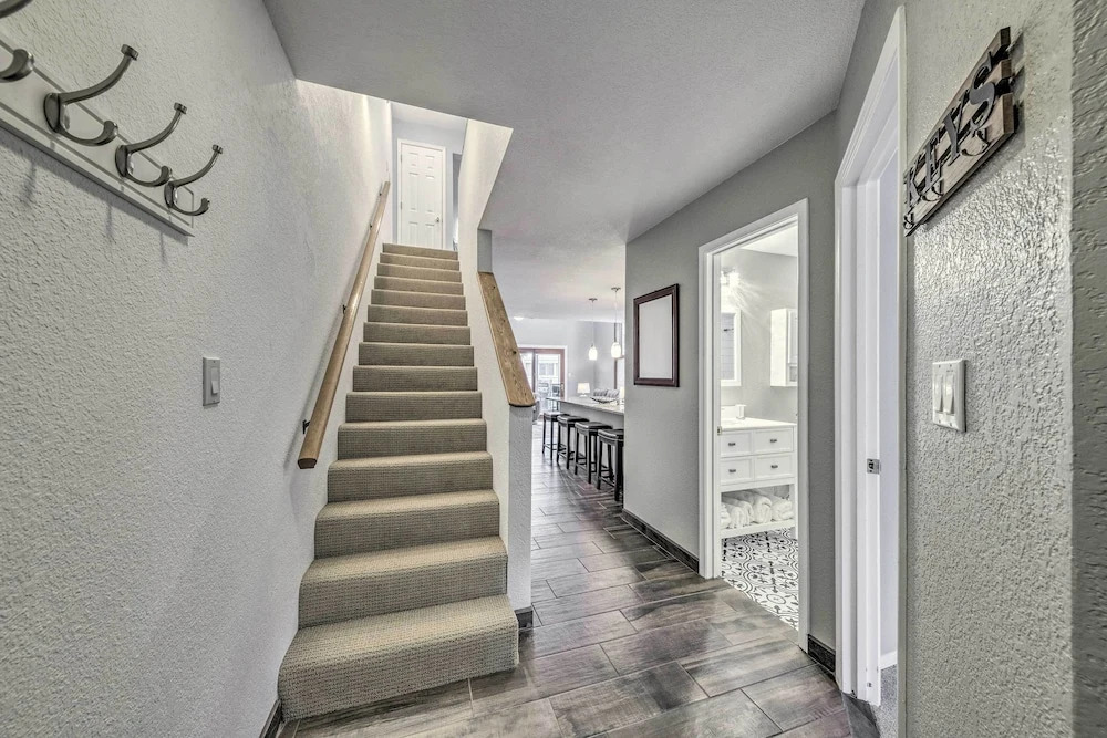 Dreamy, Family-friendly Cloudcroft Townhome! - фото 9