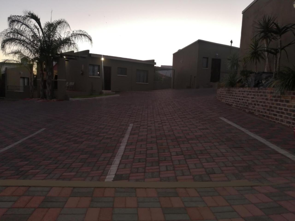 High Breeze Lodge
