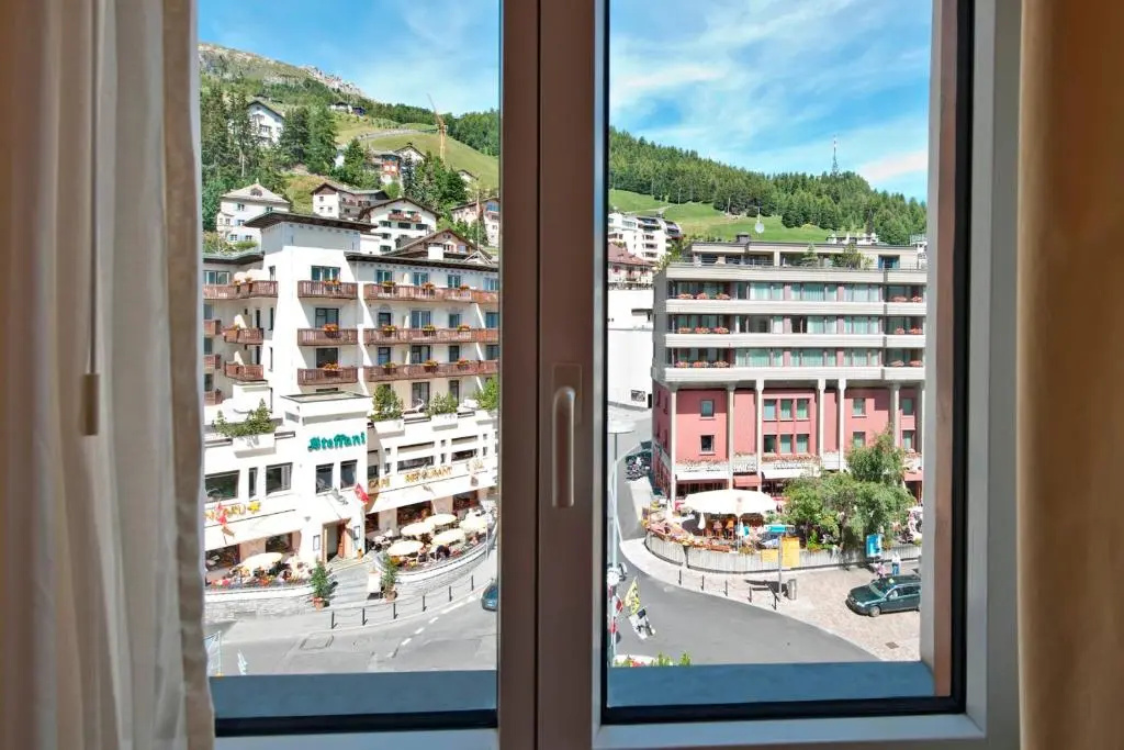 Schweizerhof St. Moritz - Chambres