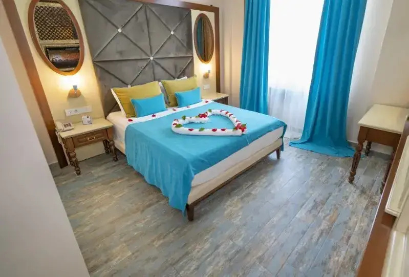Двухместный номер Deluxe двуспальная кровать в Club Big Blue Suit Hotel