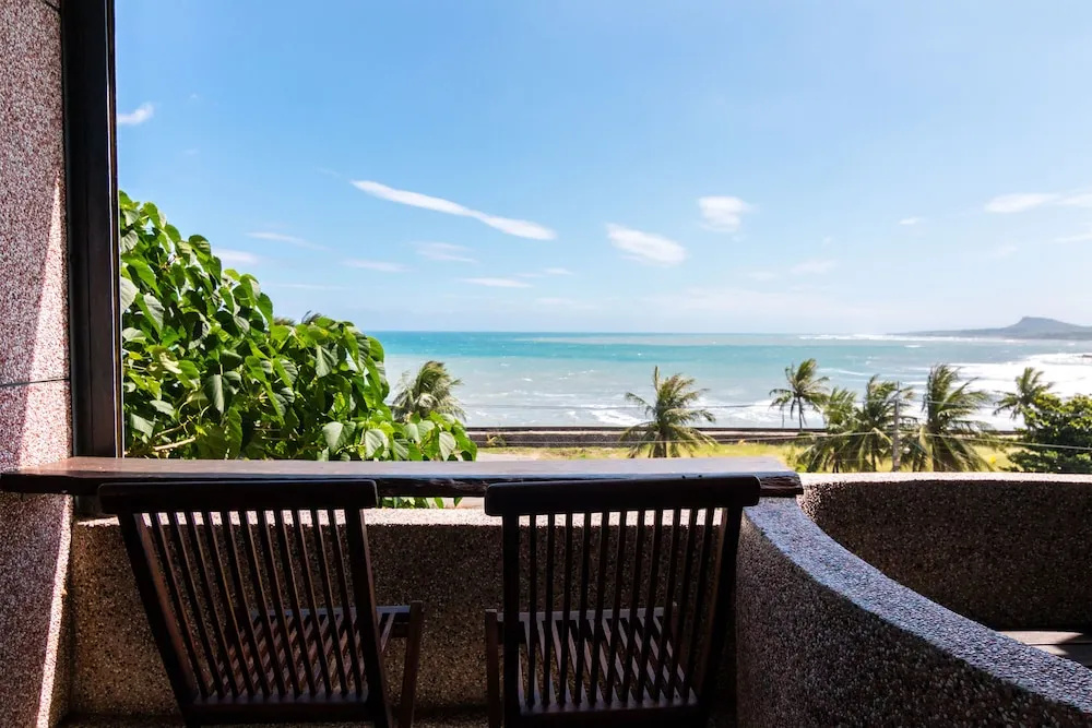 Standard Quadruple room with balcony and with ocean view