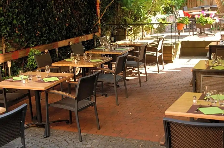 Hotel Restaurant Aux Deux Roses - Chambres