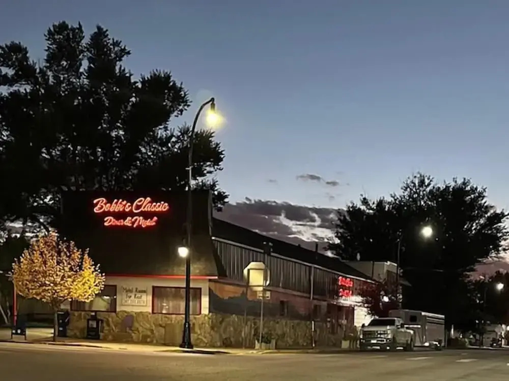 Bobbi's Classic Motel