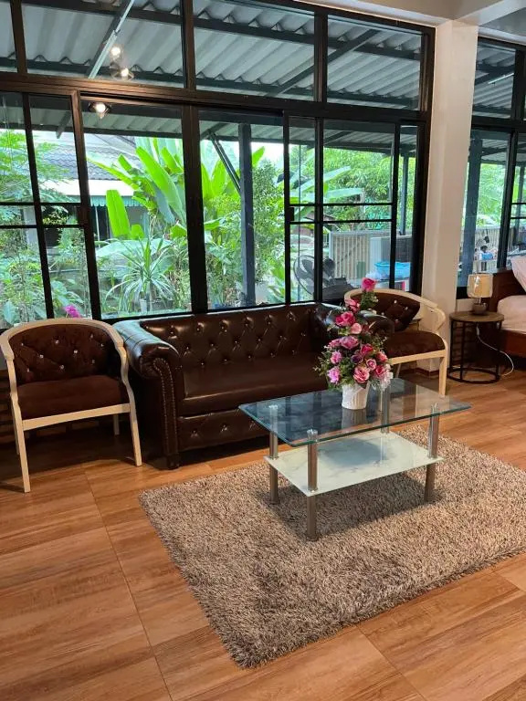 Service Apartment ชั้น1ใจกลางเมืองใกล้แหล่งท่องเที่ยว