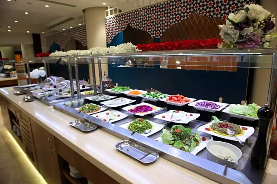 Food & Beverage