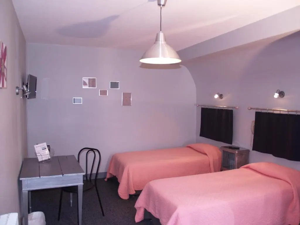 Standard Double room (twin beds)