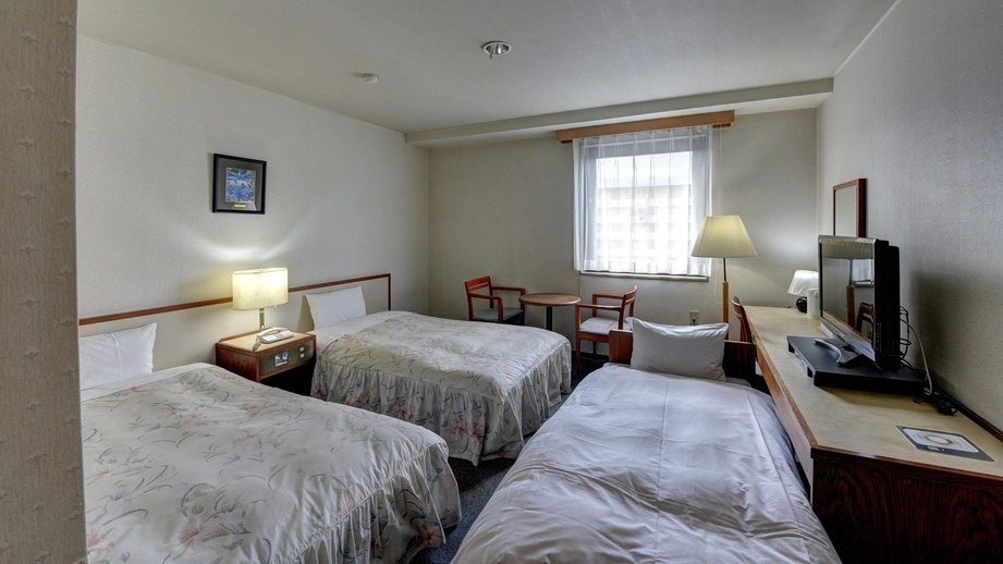 Standard Triple room with mountain view