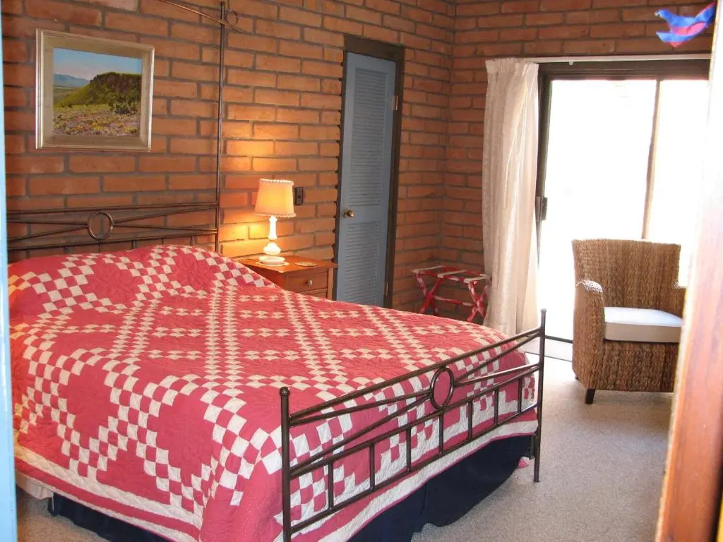Standard Double room with garden view (full double bed)