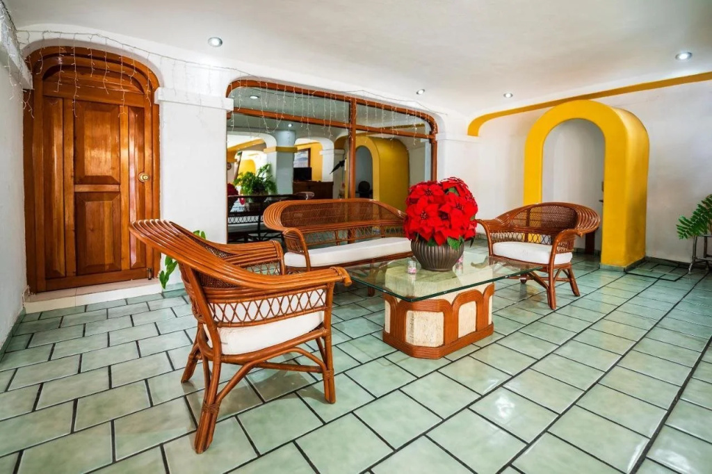 Hotel photo 1