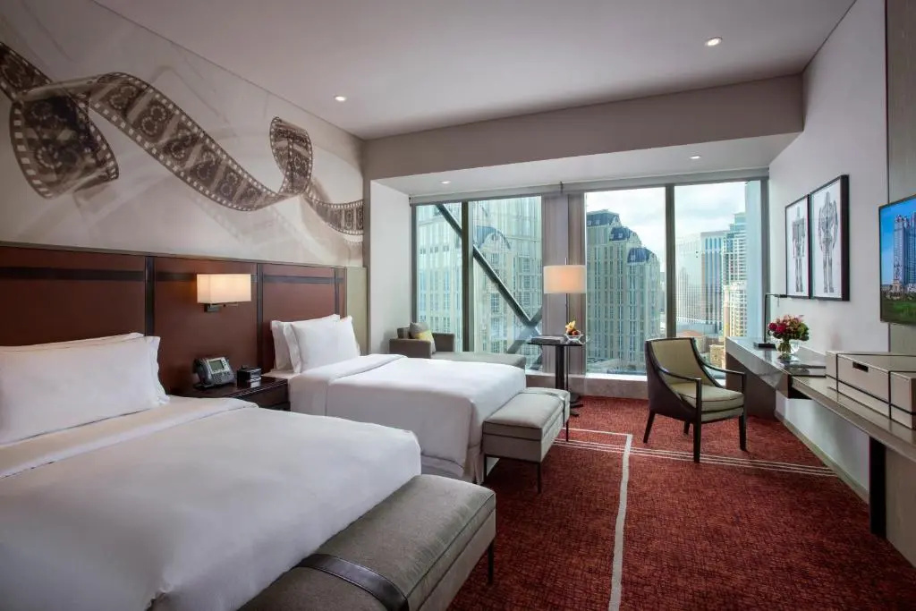 Celebrity Double room with view (twin beds)