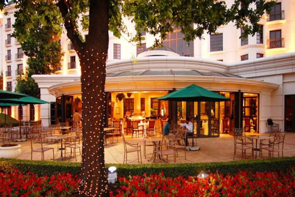 Peermont D'oreale Grande at Emperors Palace - фото 12