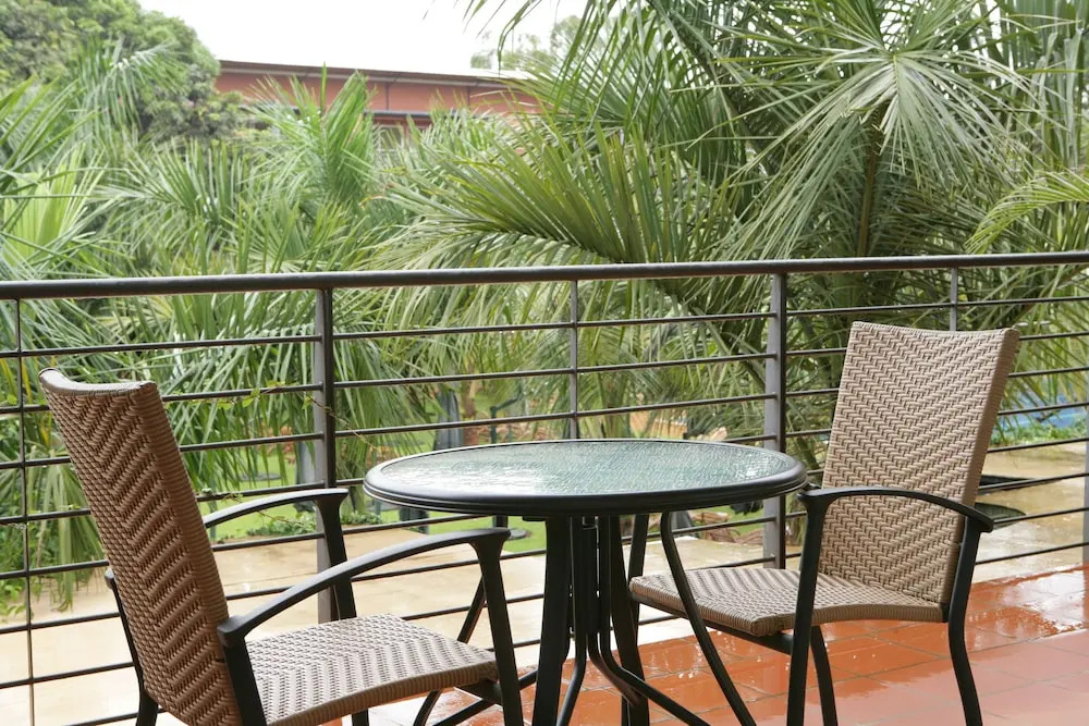 尊爵四合一豪華客房，配有雙人床