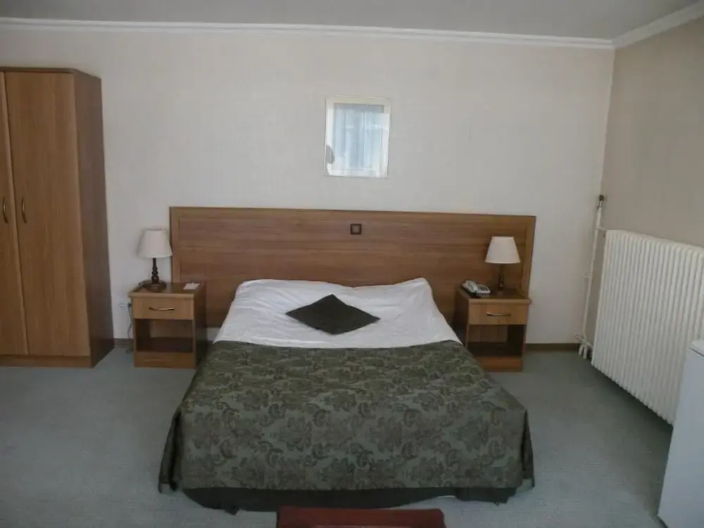 Standard Double room with balcony (full double bed)