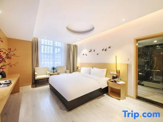 Luxury Double room (full double bed)