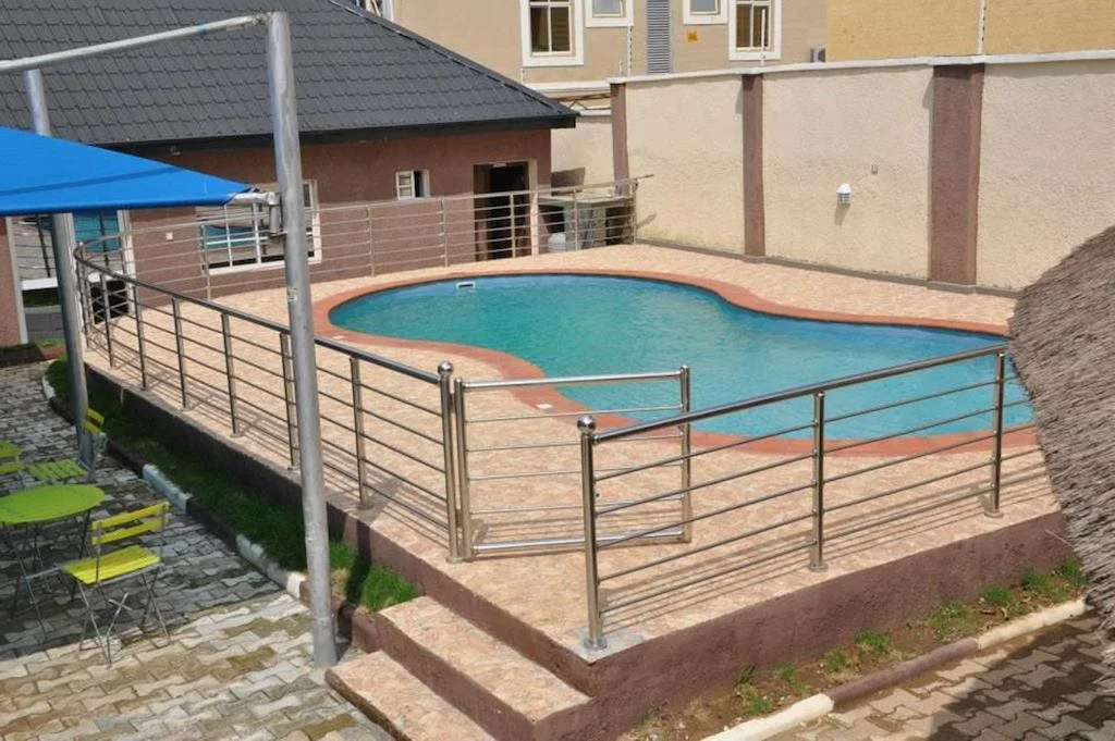 Western Dreams Hotel - 4