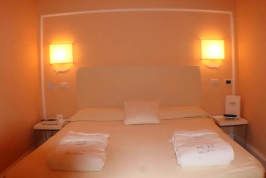 HH Hotel Helvetia - Chambres