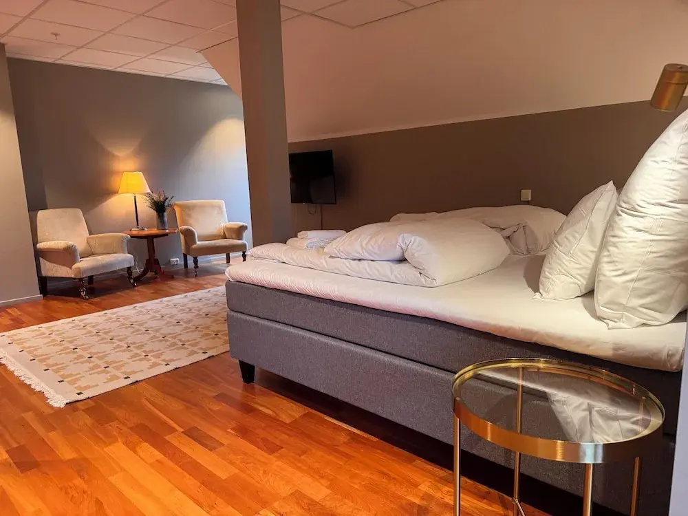 Hotel photo 12