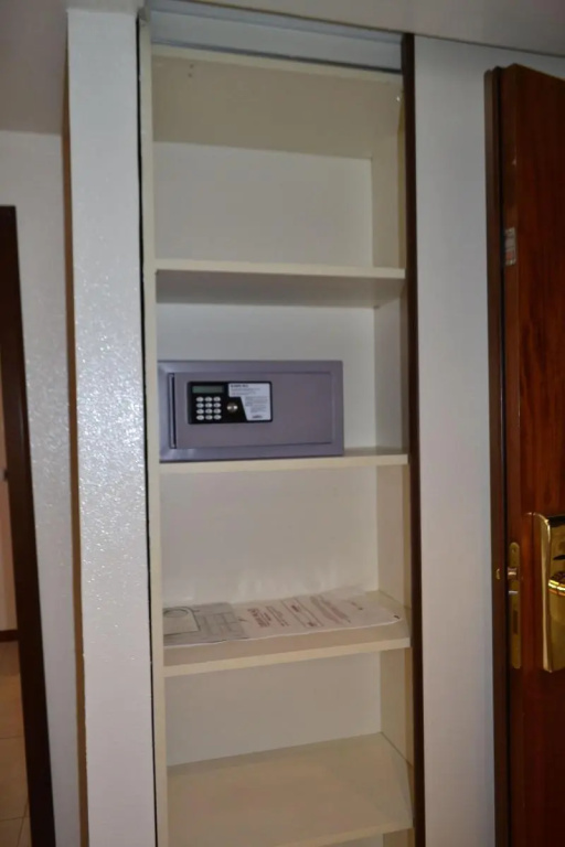 Double Junior Suite (full double bed)