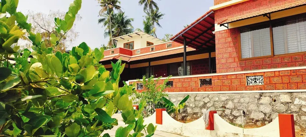 The Ixora - A Boutique Homestay