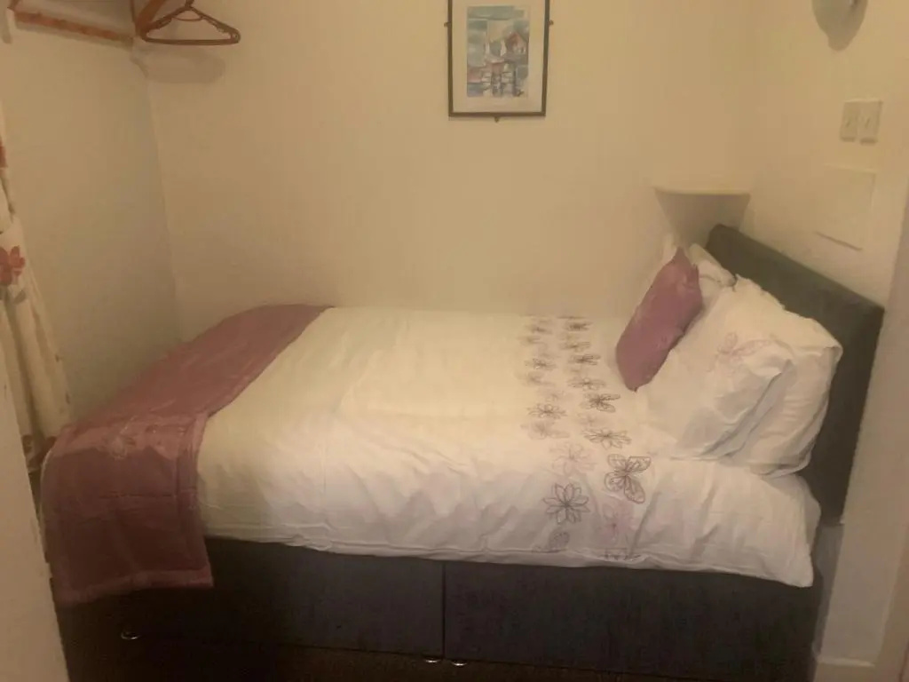Economy Double room (full double bed)