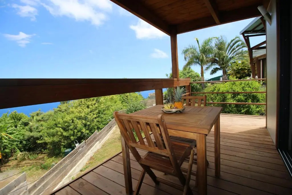 Bungalow with sea view