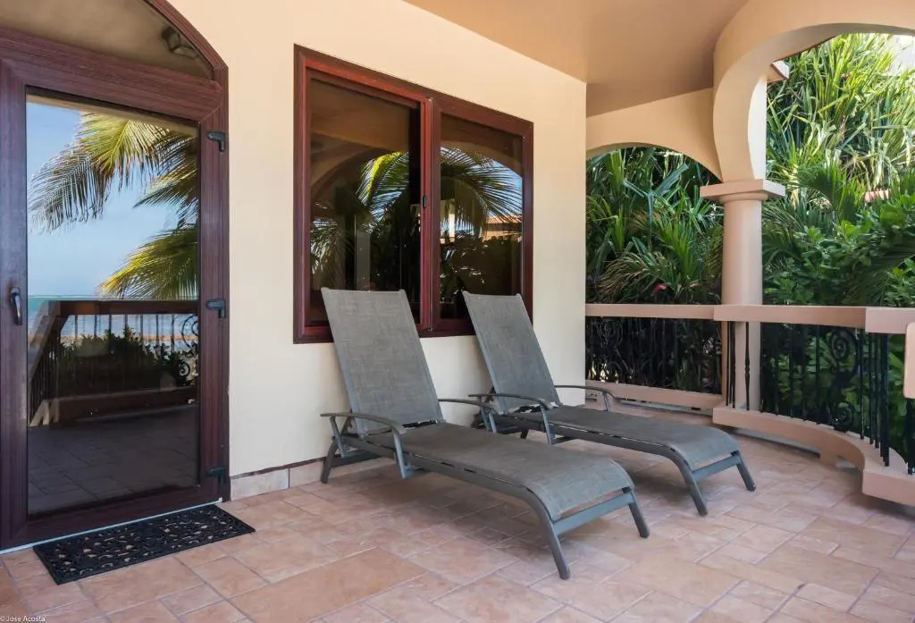 2 Bedrooms Suite with sea view
