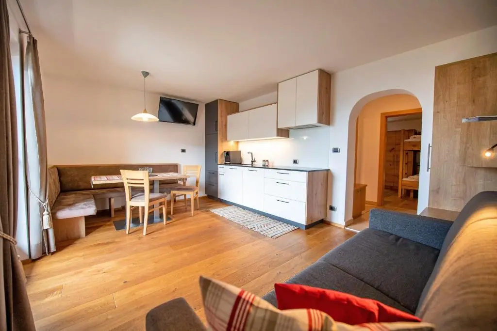 Apartment with mountain view