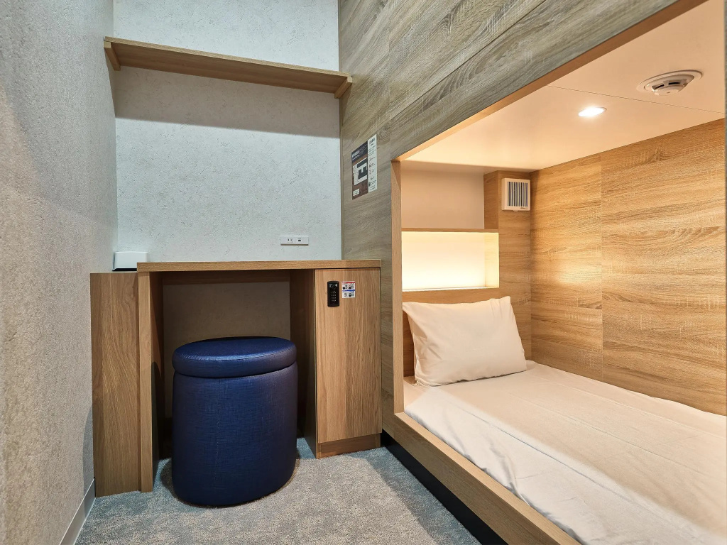 Bed in Dorm (male dorm)
