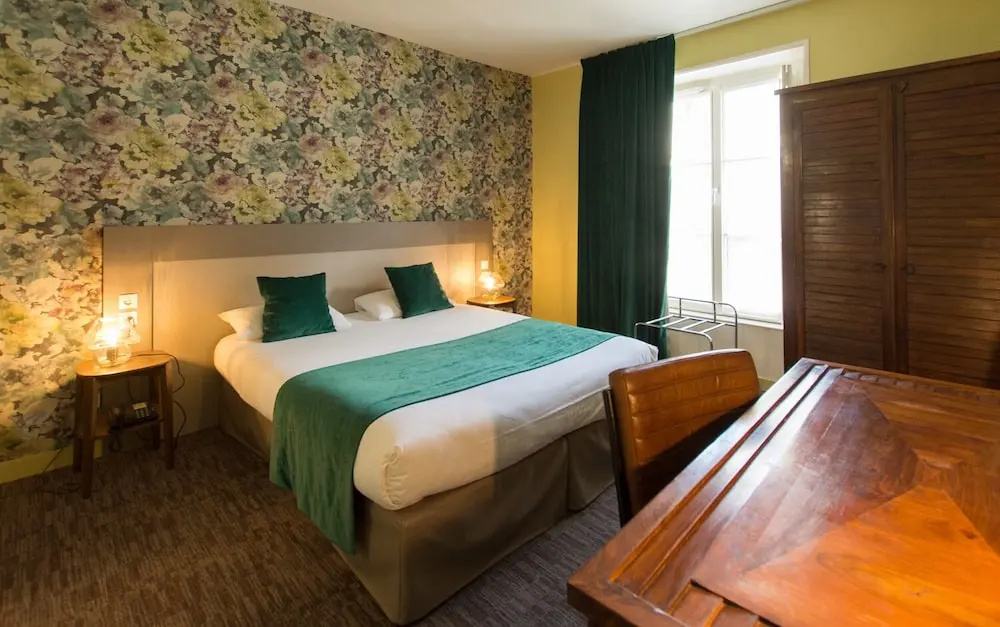Logis Hôtel Le Vert Galant - Chambres