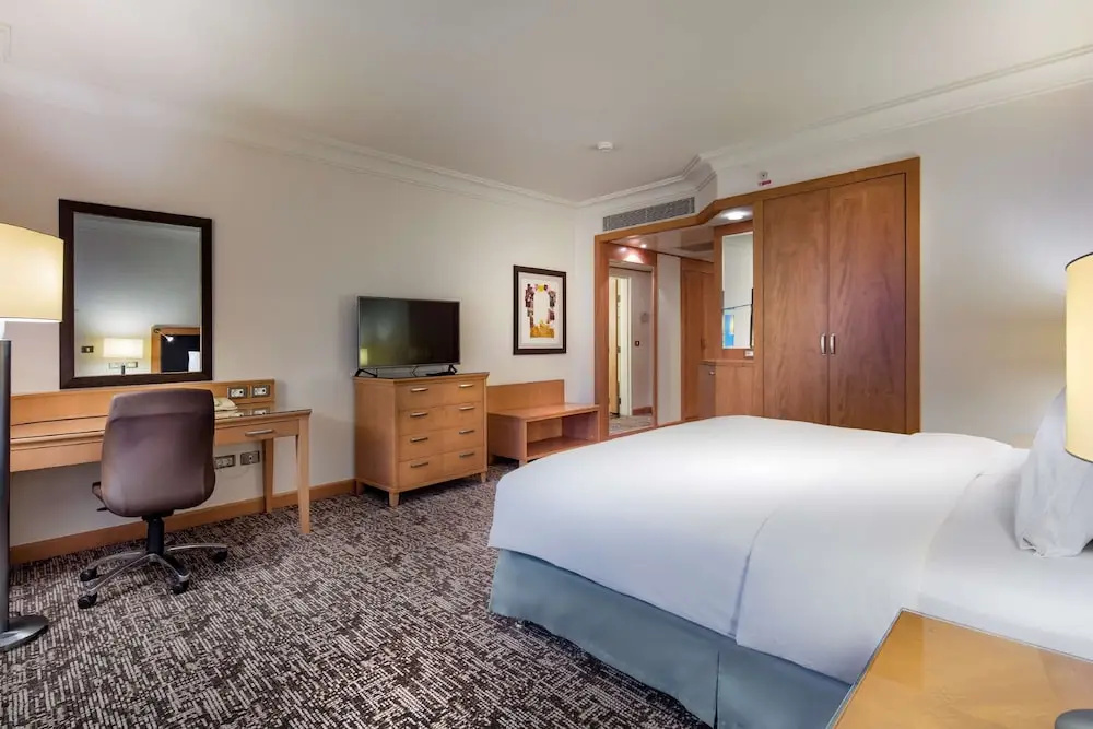 Adana Hilton SA - Chambres