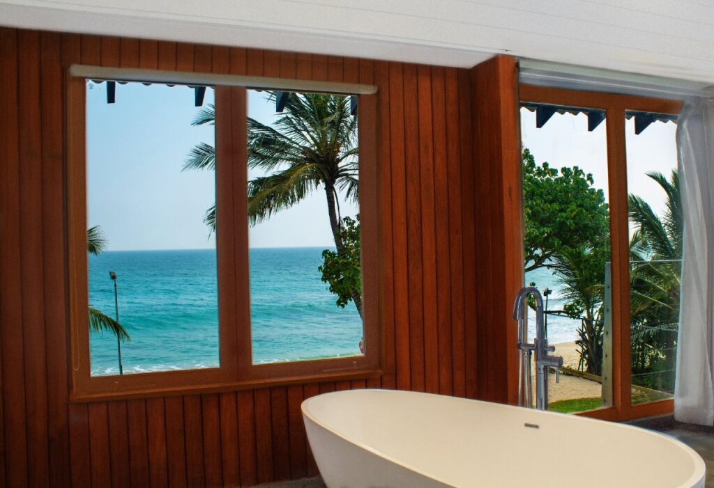 Ubuntu Beach Villas By Reveal