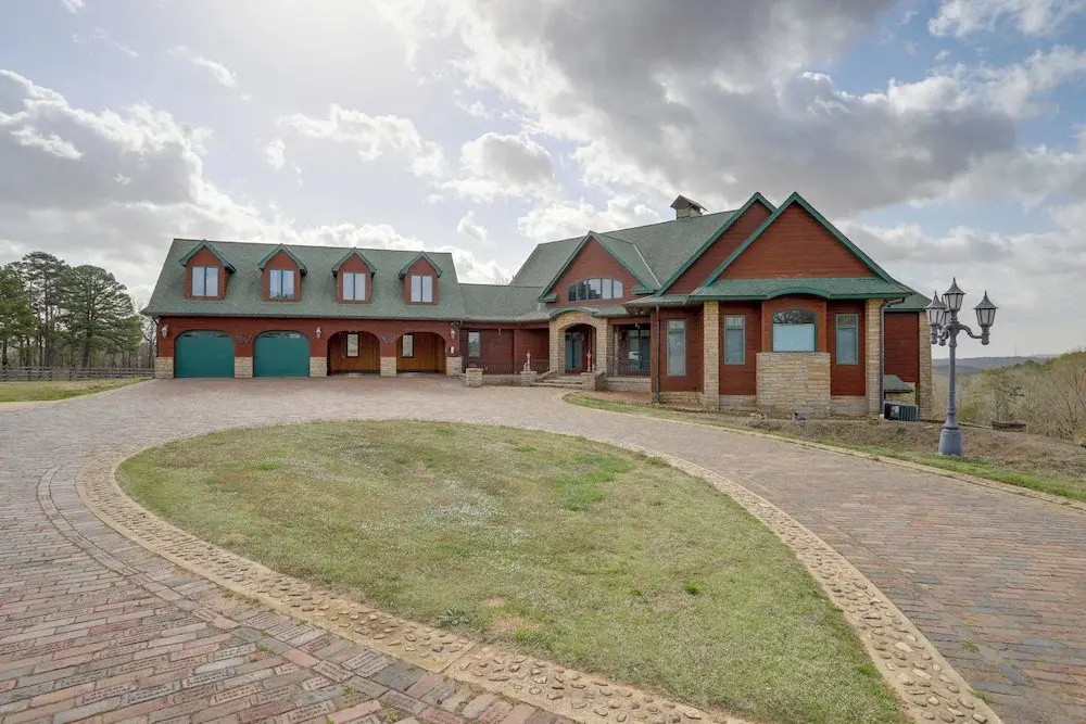 366 Shared Acres, Lake Access: Ozark Getaway!