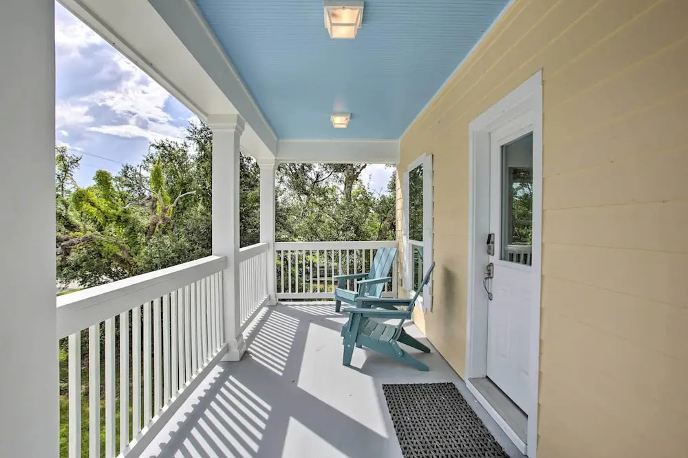 Modern Waveland Home w/ Deck, Walk to Beach!
