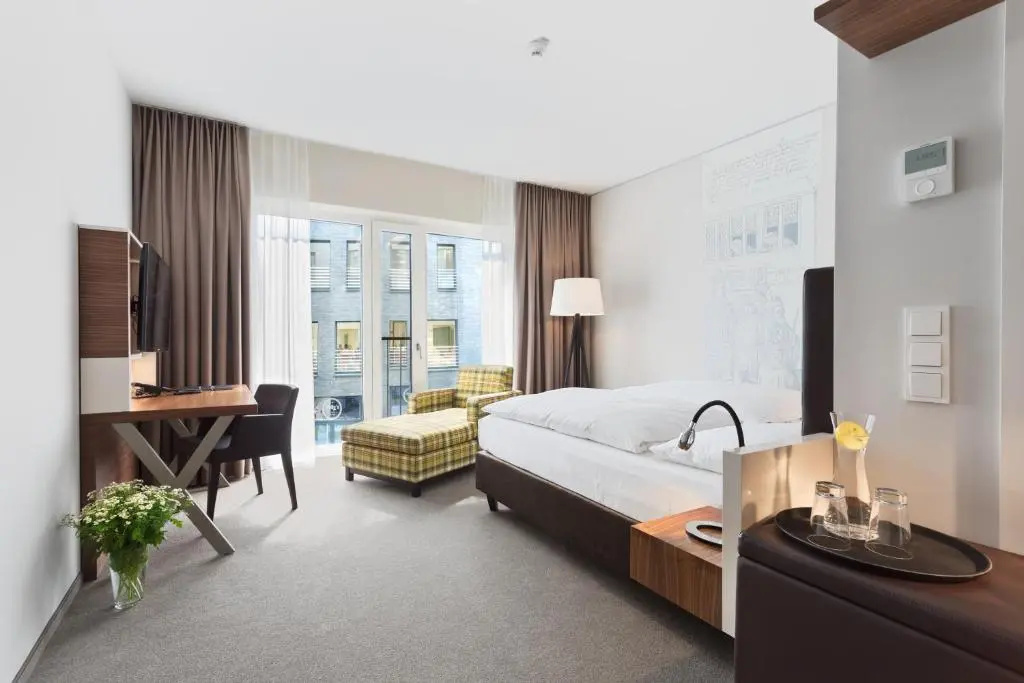 Standard Double room (full double bed)