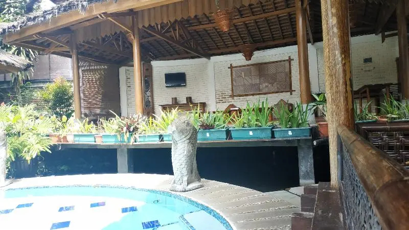 Deluxe Bungalow