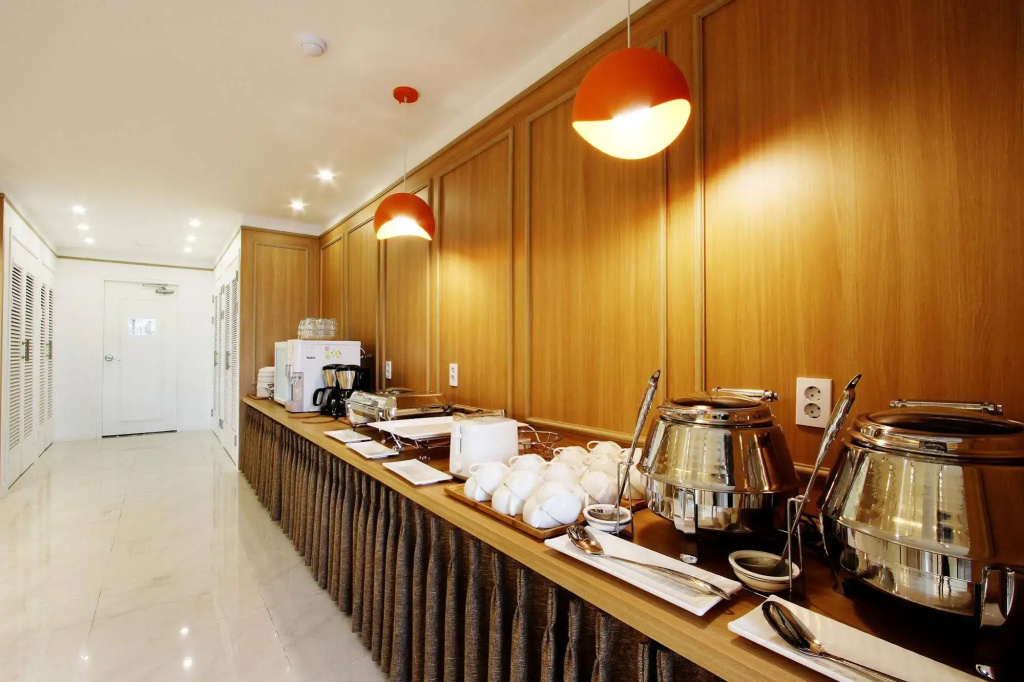 Bando Tourist Hotel - Général