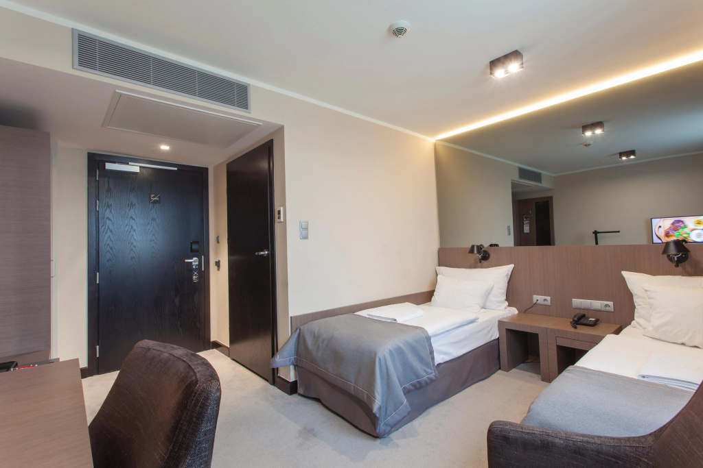 Hotel Ilonn — 3