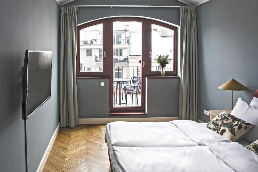 2 Bedrooms Apartment with balcony