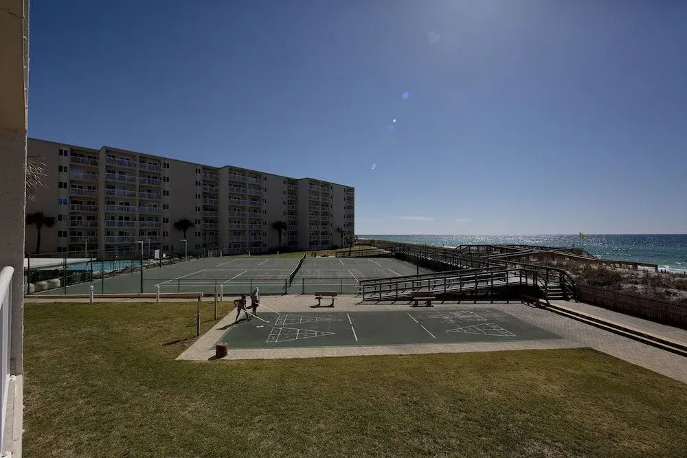 Gulf Shore Condo #203 - 1 Br condo by RedAwning