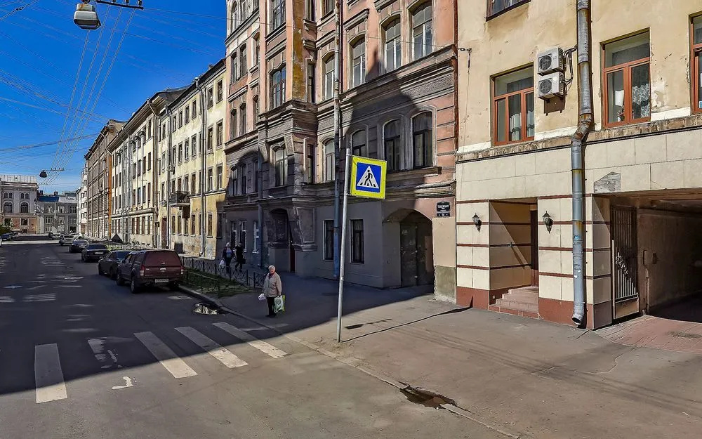 Home4Day Design Apartment near Center - Boutique Hotels Property
